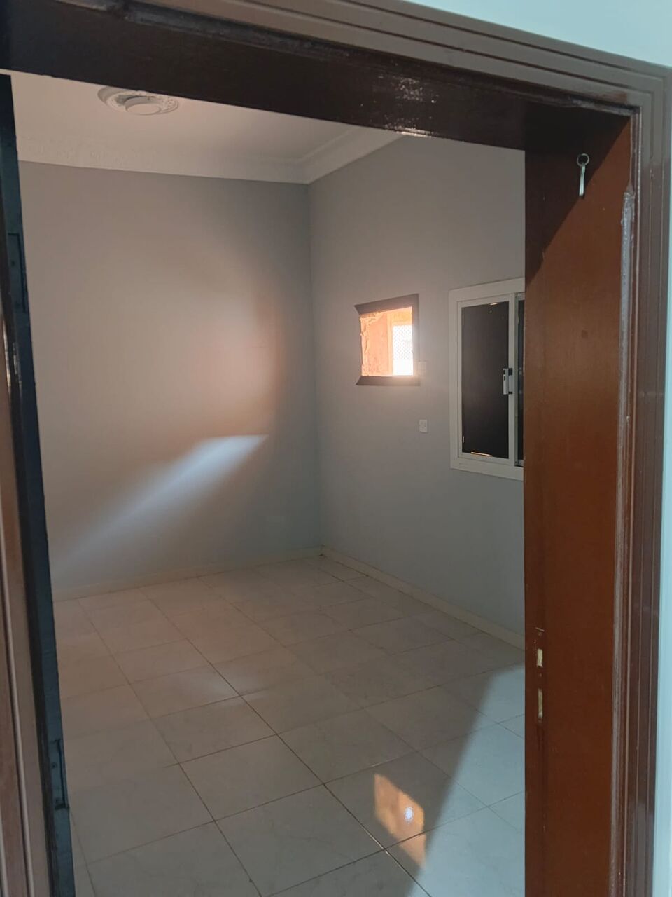 Thuwal, Rooms for Rent, SAR 600/month,  One Room Available For Rent.