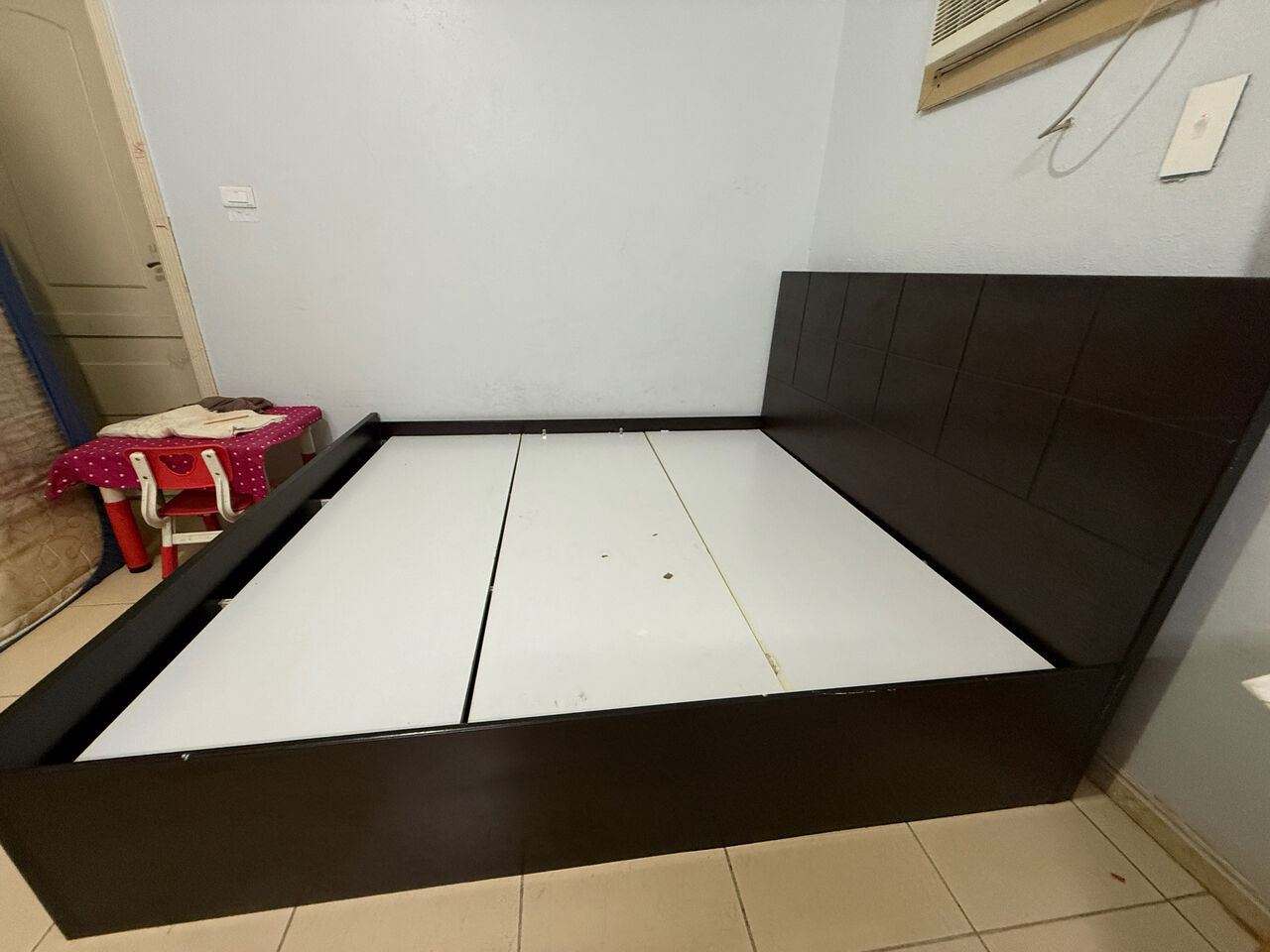 Jeddah, Furniture, SAR 300,  Queen Size Wooden Bed Frame For Sale &ndash; Good Condition