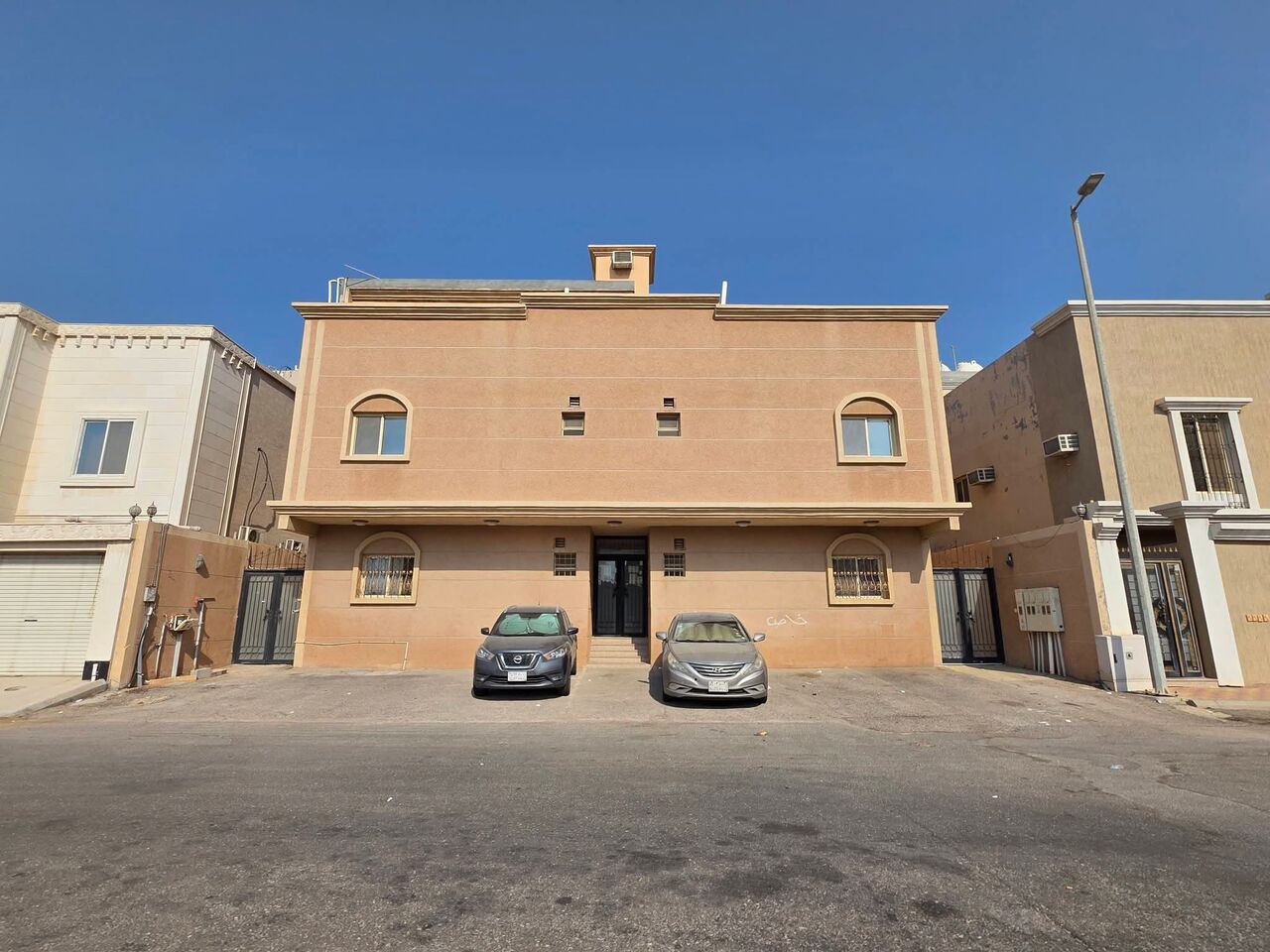 Khobar, Apartments, Flats, Houses & Villas, 4 BR,  🏠 EXCEPTIONAL 4-BEDROOM FAMILY APARTMENT WITH PRIVATE ENTRANCE & SURROUNDING YARD FOR REN