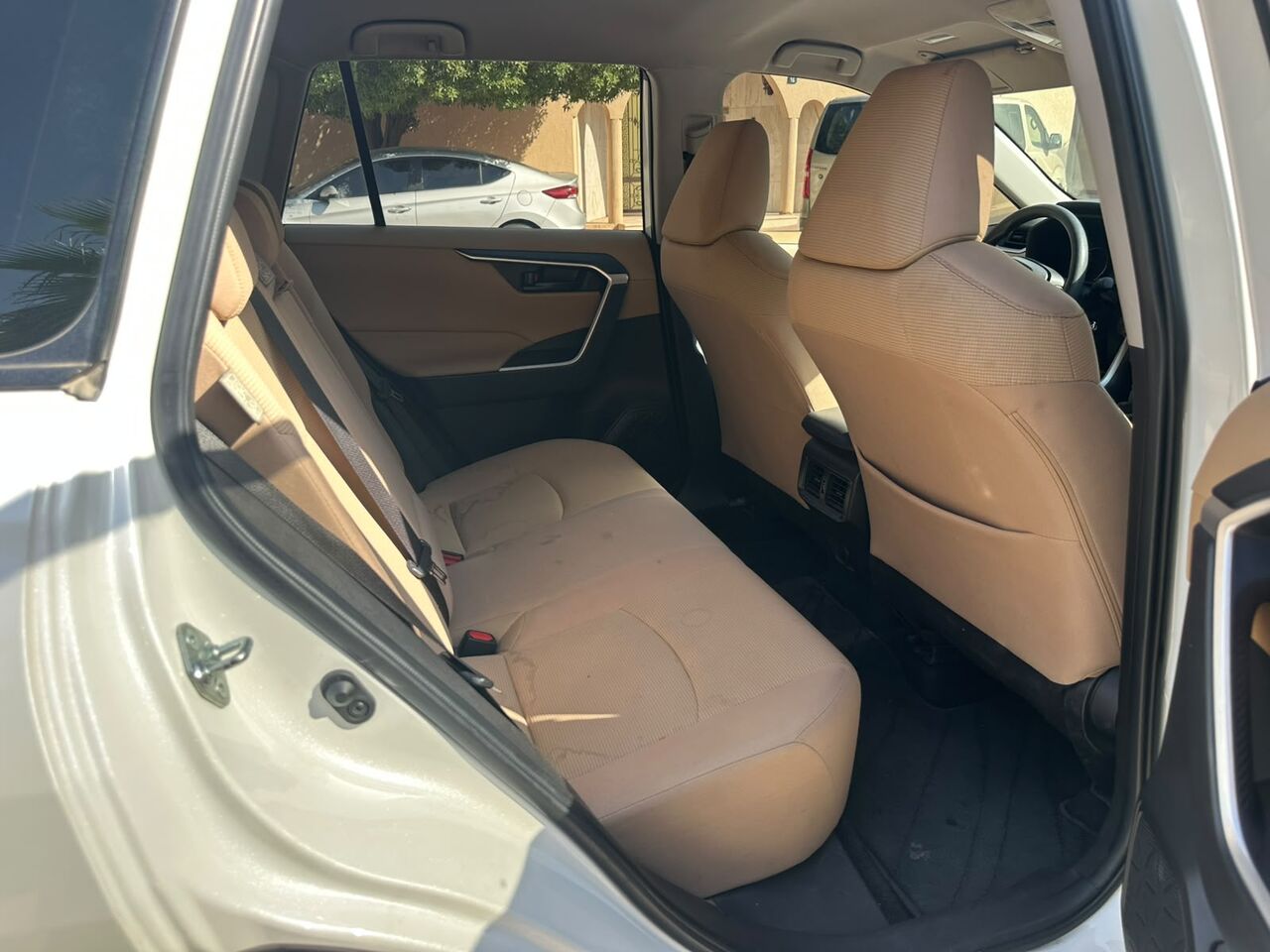 Riyadh, Vehicles, Cars & Trucks , SAR 77000,  Toyota RAV4 4WD,  2022,  Automatic,  152000 KM,   Toyota Rav4 For Sales (original Paint) 4WD 1st Owner
