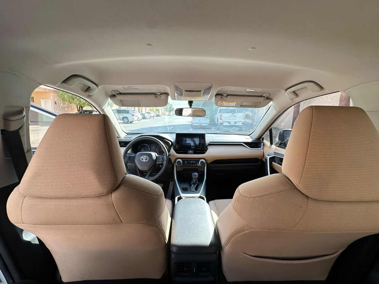 Riyadh, Vehicles, Cars & Trucks , SAR 77000,  Toyota RAV4 4WD,  2022,  Automatic,  152000 KM,   Toyota Rav4 For Sales (original Paint) 4WD 1st Owner