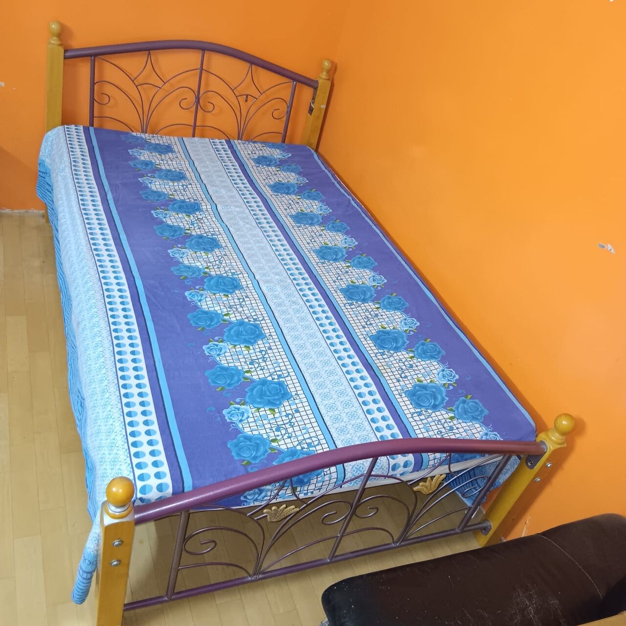 Al Malaz, Furniture, SAR 1,  Want To Sell My Iron Bed, Wooden Bed And 3 Seater&rsquo;s Sofa
