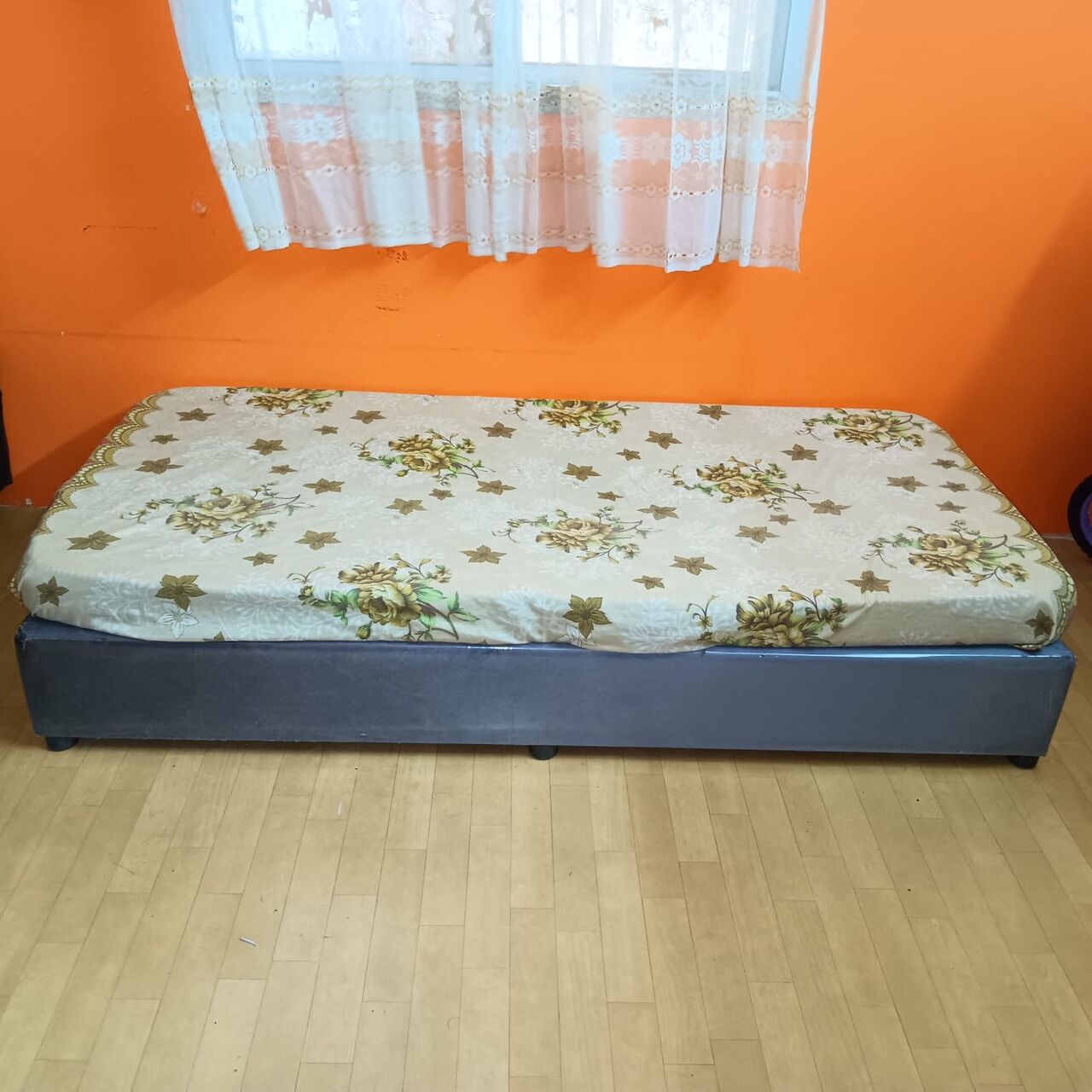 Al Malaz, Furniture, SAR 1,  Want To Sell My Iron Bed, Wooden Bed And 3 Seater&rsquo;s Sofa