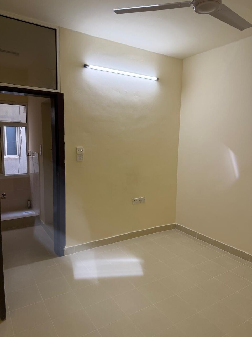 Manama, Apartments, Flats, Houses & Villas, BHD 185/month,  2 BR,  Two Bedrooms Flat For Rent With EWA|With Ac