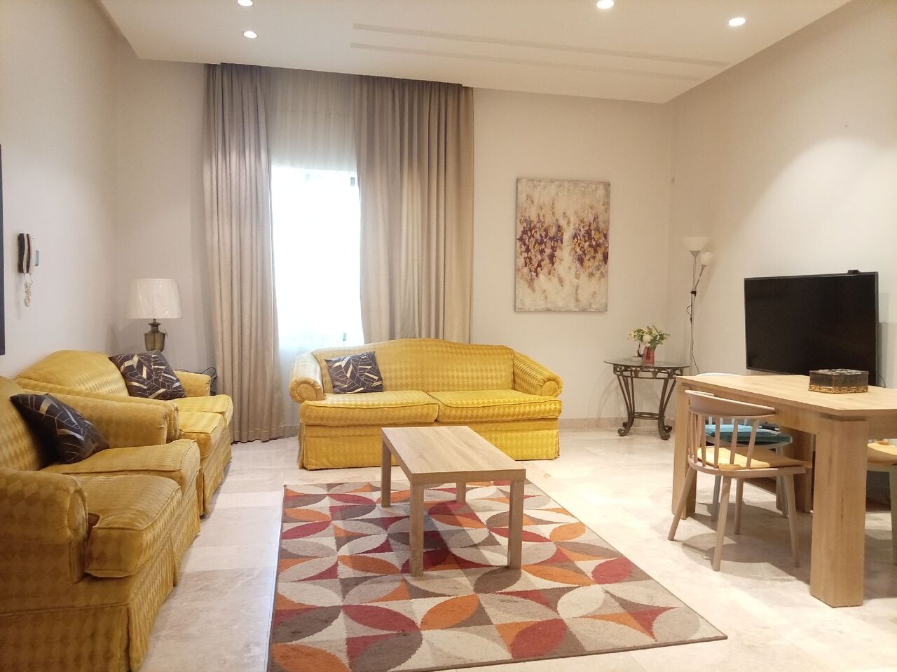 Juffair, Apartments, Flats, Houses & Villas, BHD 340/year,  2 BR,  Fully Furnished 2 Bedroom 3 Bathroom Hall Kitchen With Ewa Flat For Rent In : Juffair