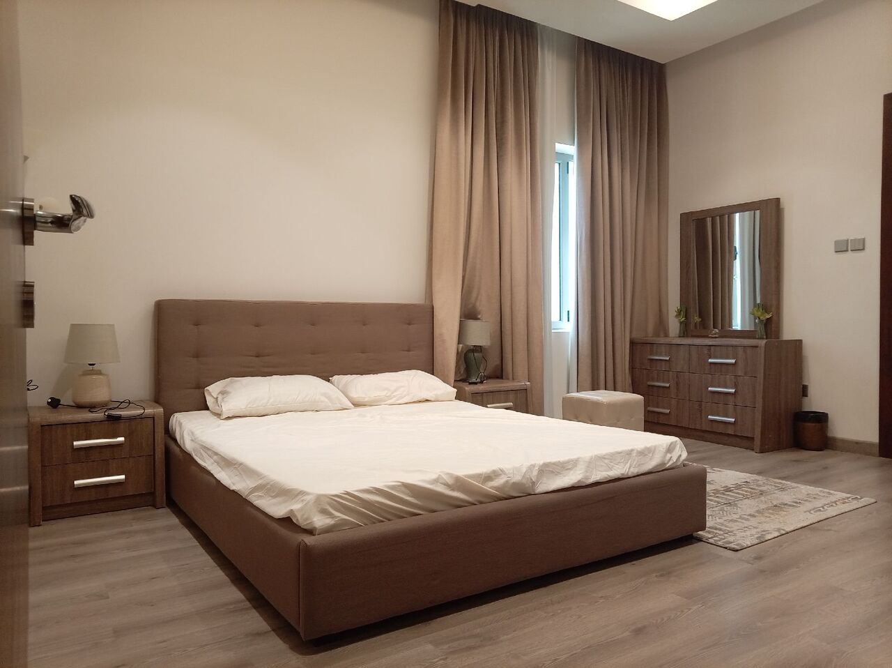 Juffair, Apartments, Flats, Houses & Villas, BHD 340/year,  2 BR,  Fully Furnished 2 Bedroom 3 Bathroom Hall Kitchen With Ewa Flat For Rent In : Juffair