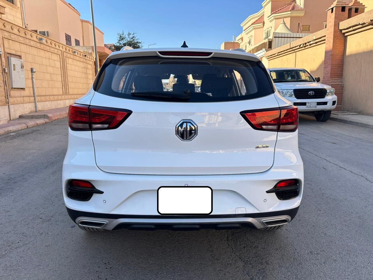 Riyadh, Vehicles, Cars & Trucks , SAR 39000,  Mg ZS,  2023,  Automatic,  32000 KM,    Half Full Option For Sales 1st Owner N Accident Free Car