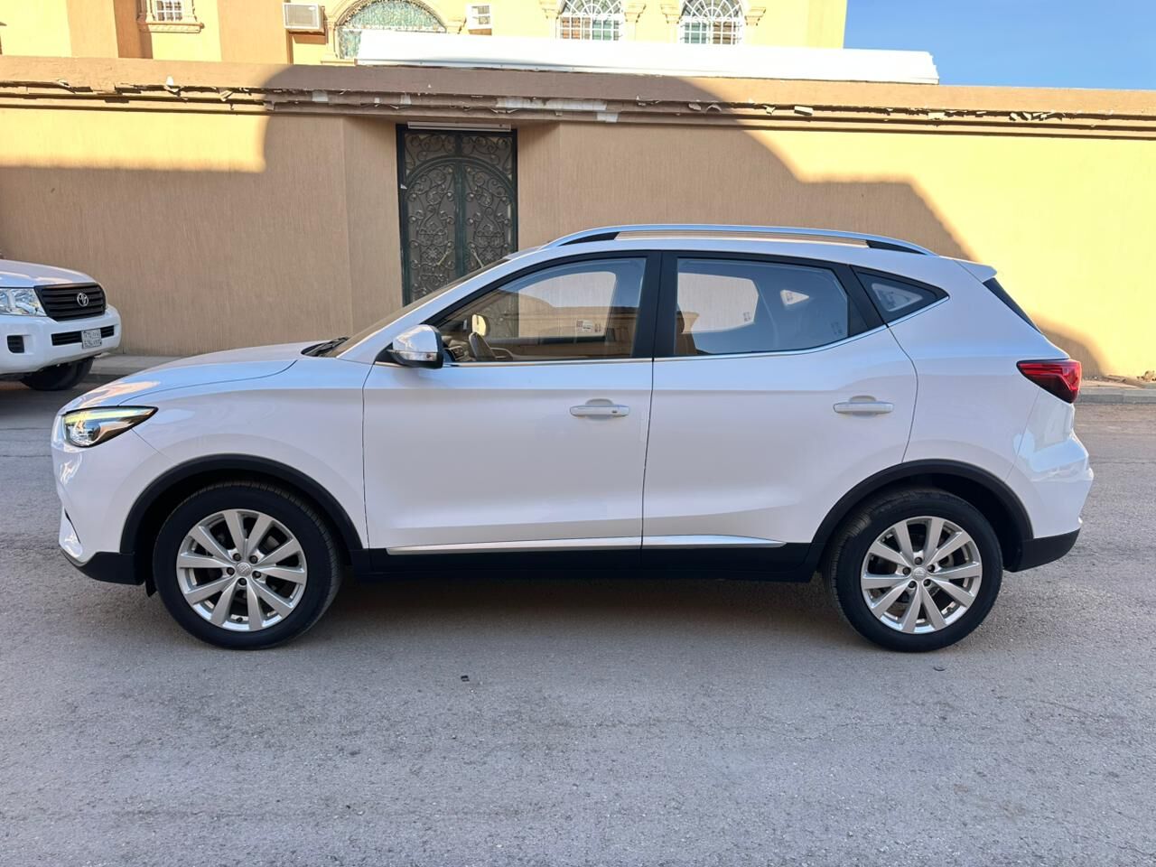 Riyadh, Vehicles, Cars & Trucks , SAR 39000,  Mg ZS,  2023,  Automatic,  32000 KM,    Half Full Option For Sales 1st Owner N Accident Free Car