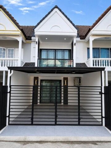 Bangkok, Real Estate For Sale, THB 3200000,  3 BR,  18 Sq. Feet,  ทาวน์เฮาส์ 2 ชั้น สุขุมวิท 62 ห่างจากถ