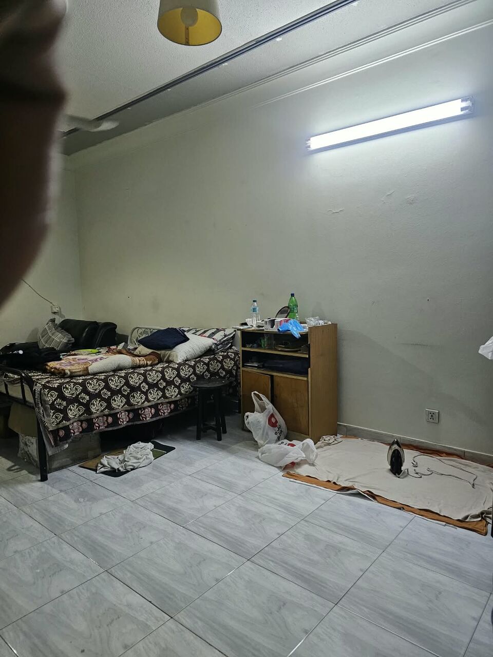 Al Iskan, Rooms for Rent, SAR 900/month,  SAR 900/month, In 2 Rooms Apartment, 1 Separate Room Available For 1 Executive Working Bac