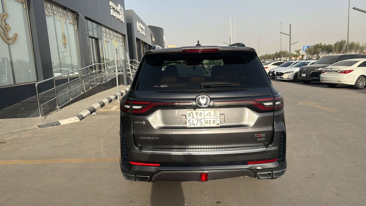 Riyadh, Vehicles, Cars & Trucks , SAR 75000,  Changan CS95 Plus,  2024,  Automatic,  122000 KM,  Changan Cs95 Royal Model For Sale Under Warranty