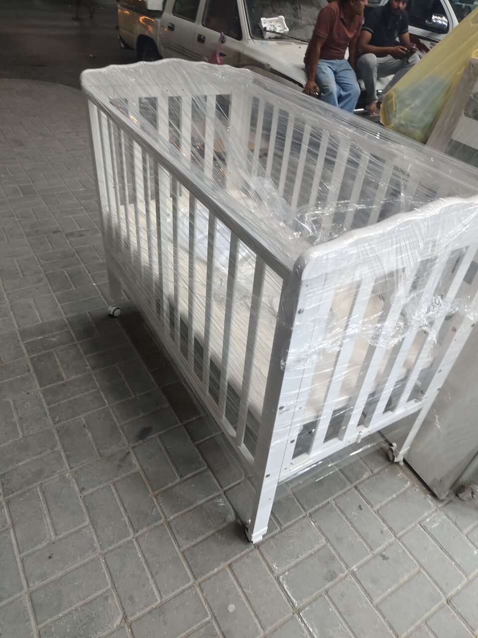 Al Aziziyah, Furniture, مفروشات