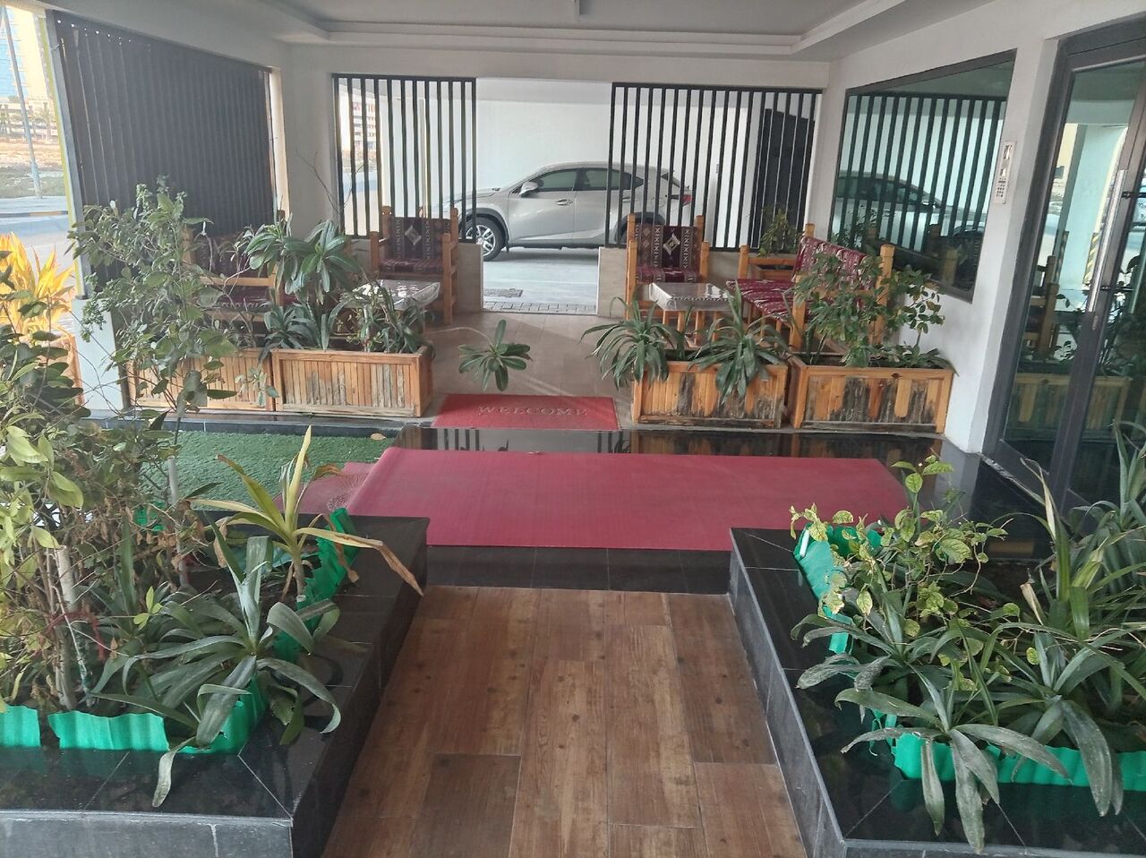 Burhama, Apartments, Flats, Houses & Villas, BHD 300/year,  1 BR,  Fully Furnished 1 Bedroom 1 Bathroom Balcony Flat For Rent In : Burhama