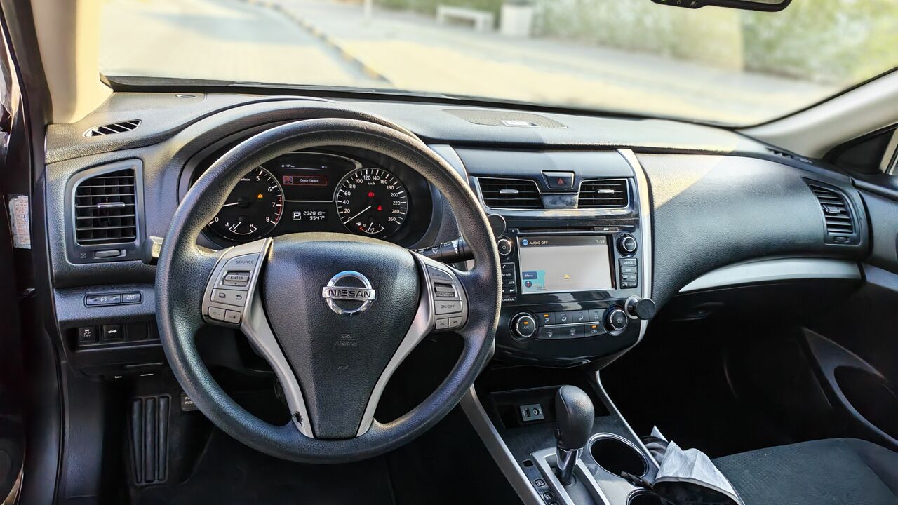 Manama, Vehicles, Cars & Trucks , BHD 2200,  Nissan Altima,  2014,  Automatic,  233 KM,    نيسان التيما
