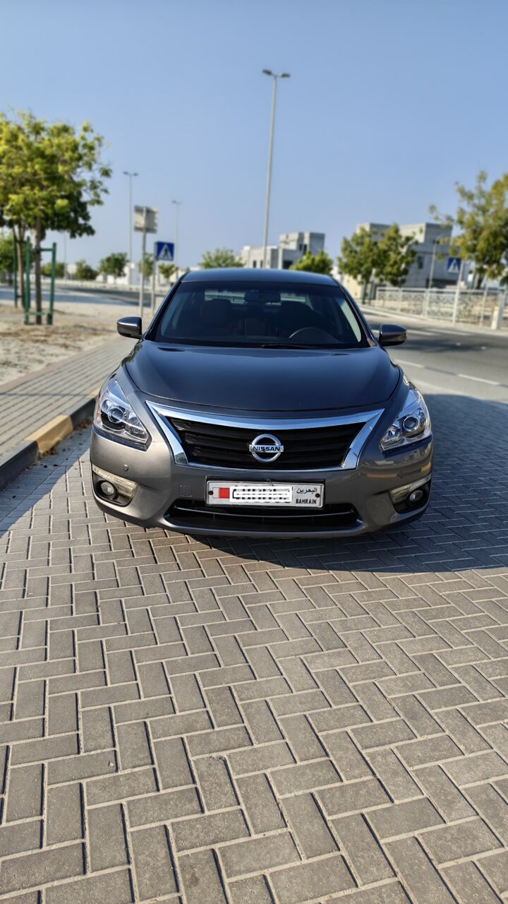 Manama, Vehicles, Cars & Trucks , BHD 2200,  Nissan Altima,  2014,  Automatic,  233 KM,    نيسان التيما