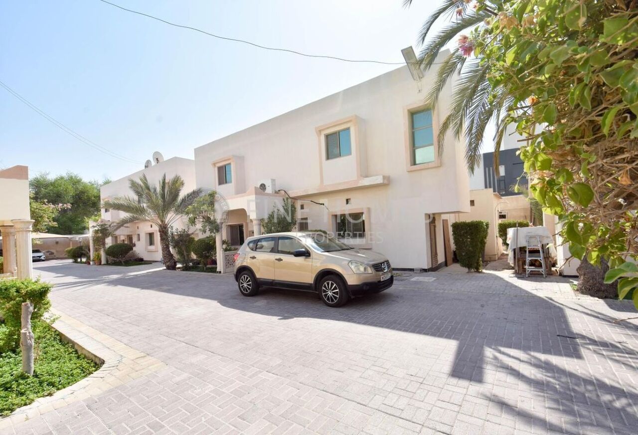 Saar, Villas, BHD 600,  Upgraded Semi Furnished Villa At Saar Area