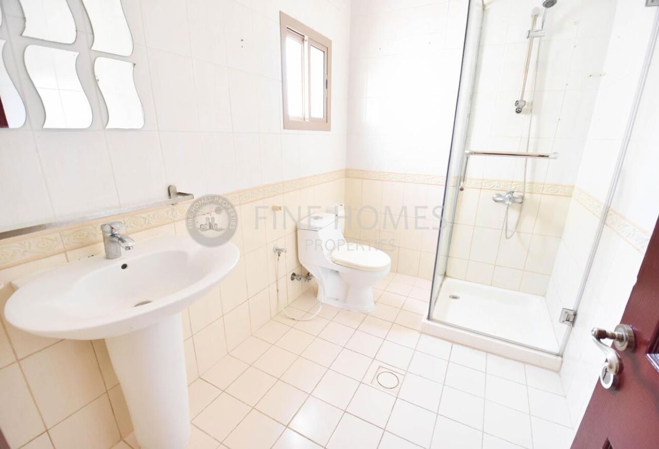 Saar, Villas, BHD 600,  Upgraded Semi Furnished Villa At Saar Area