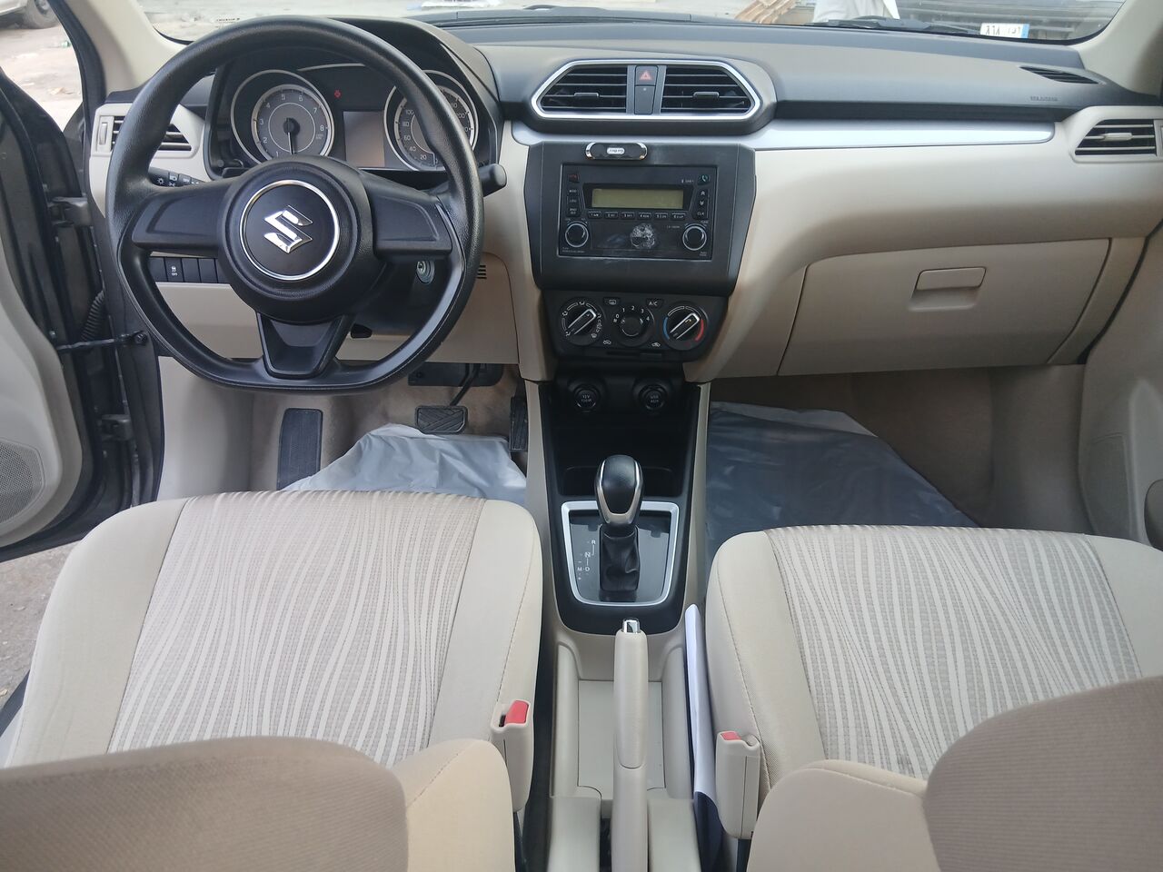 Riyadh, Vehicles, Cars & Trucks , SAR 40000,  Suzuki Dzire,  2025,  Automatic,  33000 KM,     | Only 33,000 KM | Like Brand New 🚗