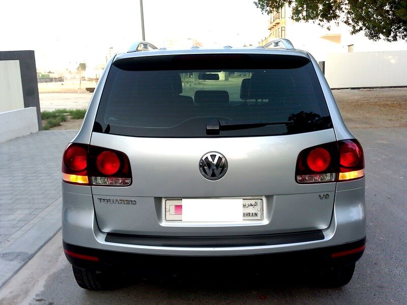 Bilad Al Qadeem, Vehicles, Cars & Trucks , BHD 2800,  Volkswagen Touareg,  2010,  Automatic,  171200 KM,   FULL OPTOIN SUV SINGLE OWNER URGENT FOR SALE