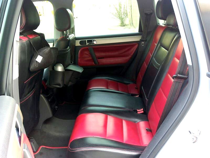 Bilad Al Qadeem, Vehicles, Cars & Trucks , BHD 2800,  Volkswagen Touareg,  2010,  Automatic,  171200 KM,   FULL OPTOIN SUV SINGLE OWNER URGENT FOR SALE