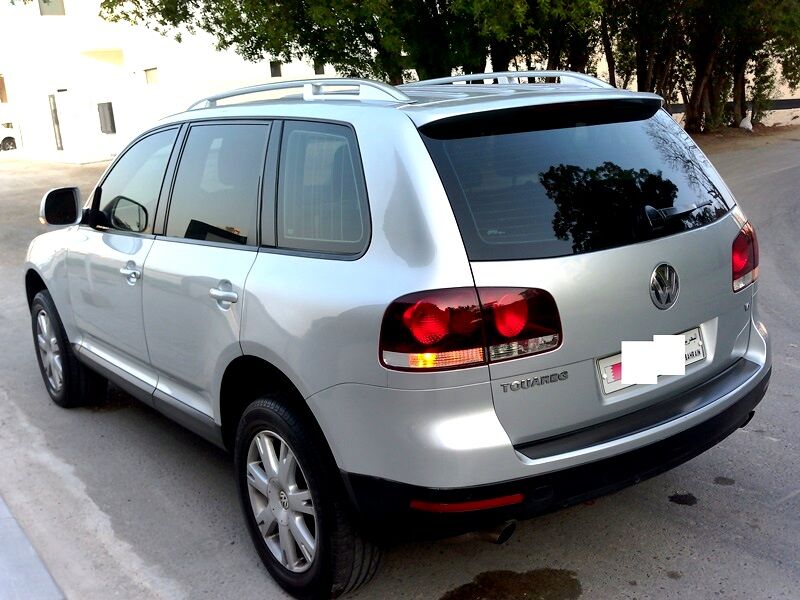 Bilad Al Qadeem, Vehicles, Cars & Trucks , BHD 2800,  Volkswagen Touareg,  2010,  Automatic,  171200 KM,   FULL OPTOIN SUV SINGLE OWNER URGENT FOR SALE