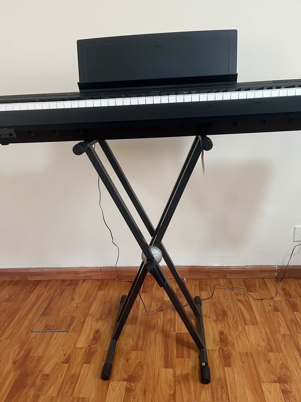 Al Naeem, Musical Instruments, SAR 2100,  Yamaha P-115B Digital Piano (Like New) + Premium Italian Proel Stand