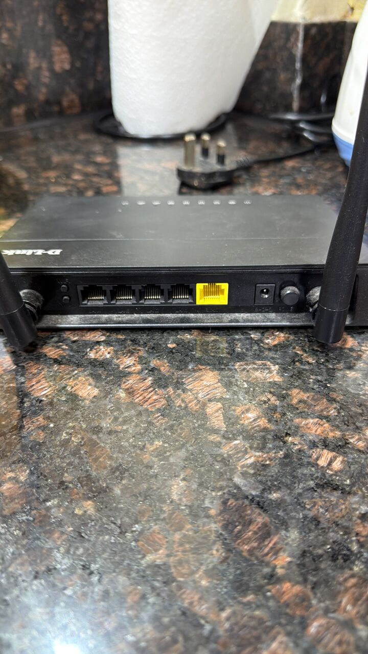 Juffair, Electronics, BHD 2,  Dlink Wi-Fi Router