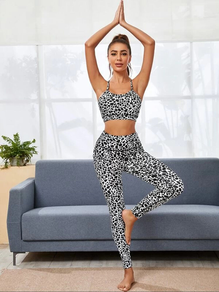 Dubai, Clothing & Accessories, AED 4,  Yoga Wear Manufacturer For Comfortable Activewear