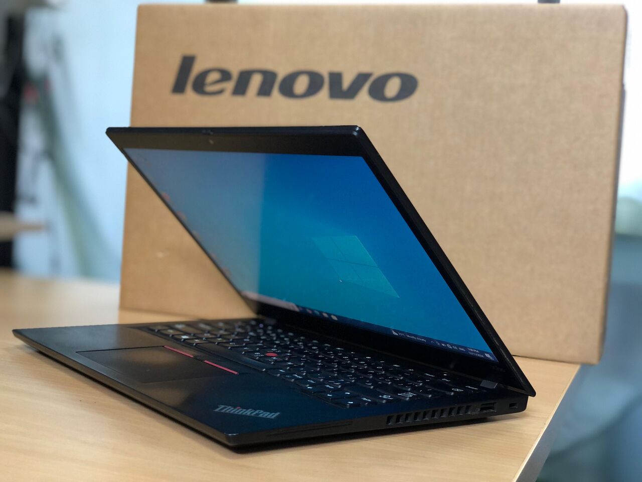 Manama, Computers, BHD 88,  LENOVO ThinkPad Core I5 8th Generation Laptop 16GB DDR4 RAM 13.3" HD Screen Free Bag+Mouse