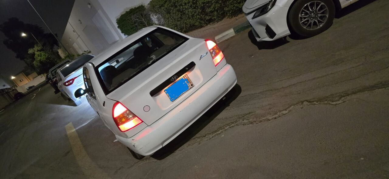 Riyadh, Vehicles, Cars & Trucks , SAR 5000,  Hyundai Accent,  2003,  Manual,  396537 KM,