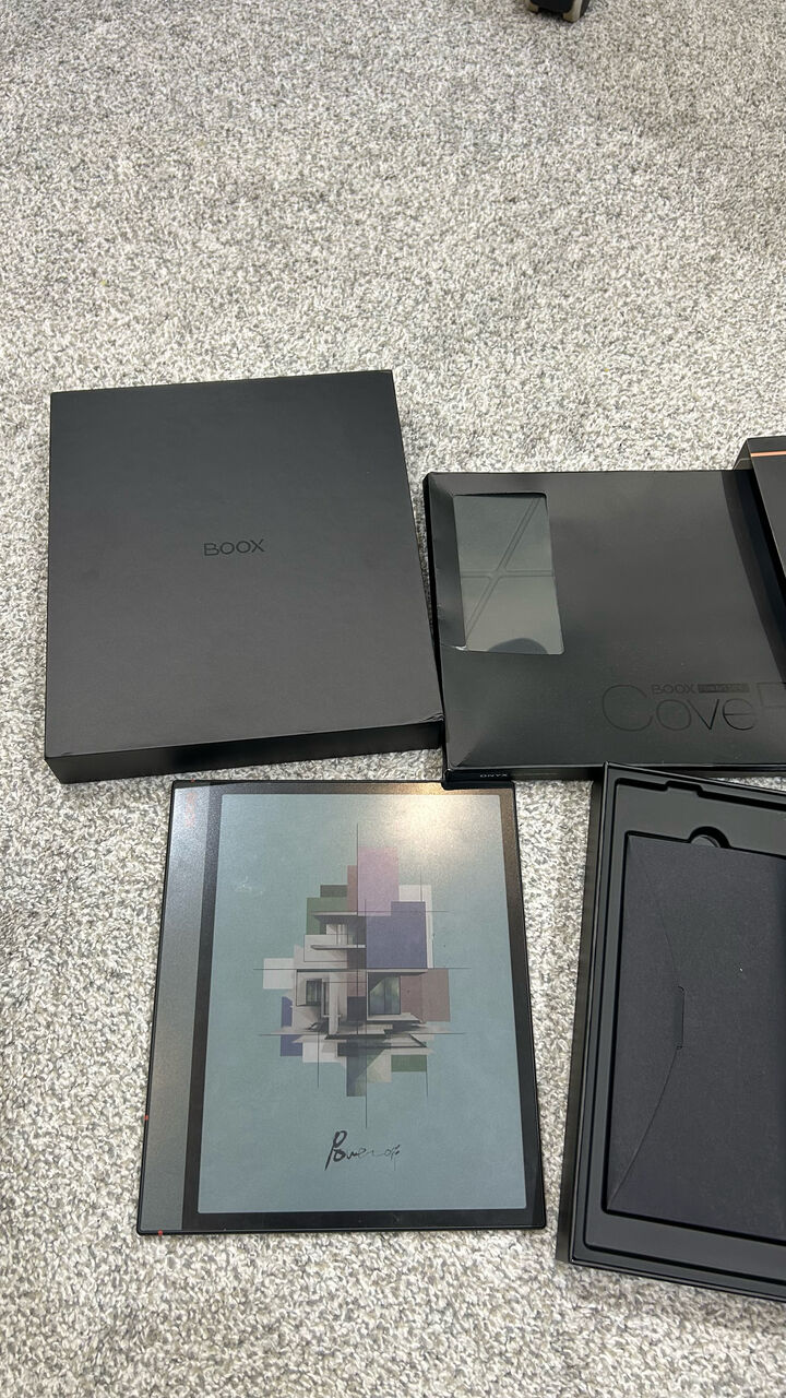 Ad Diriyah, Tablet Computers, SAR 999,  MacBook Air 3 Series Complete Set