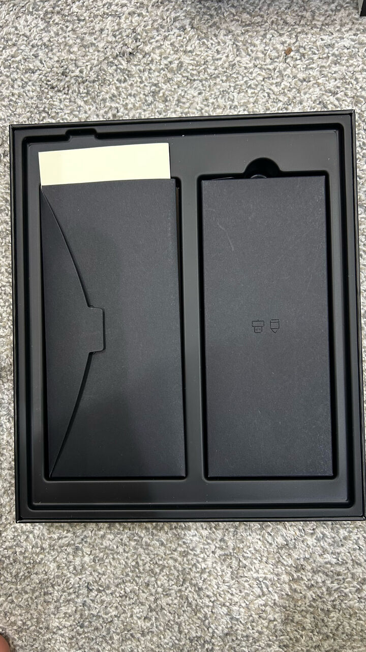 Ad Diriyah, Tablet Computers, SAR 999,  MacBook Air 3 Series Complete Set