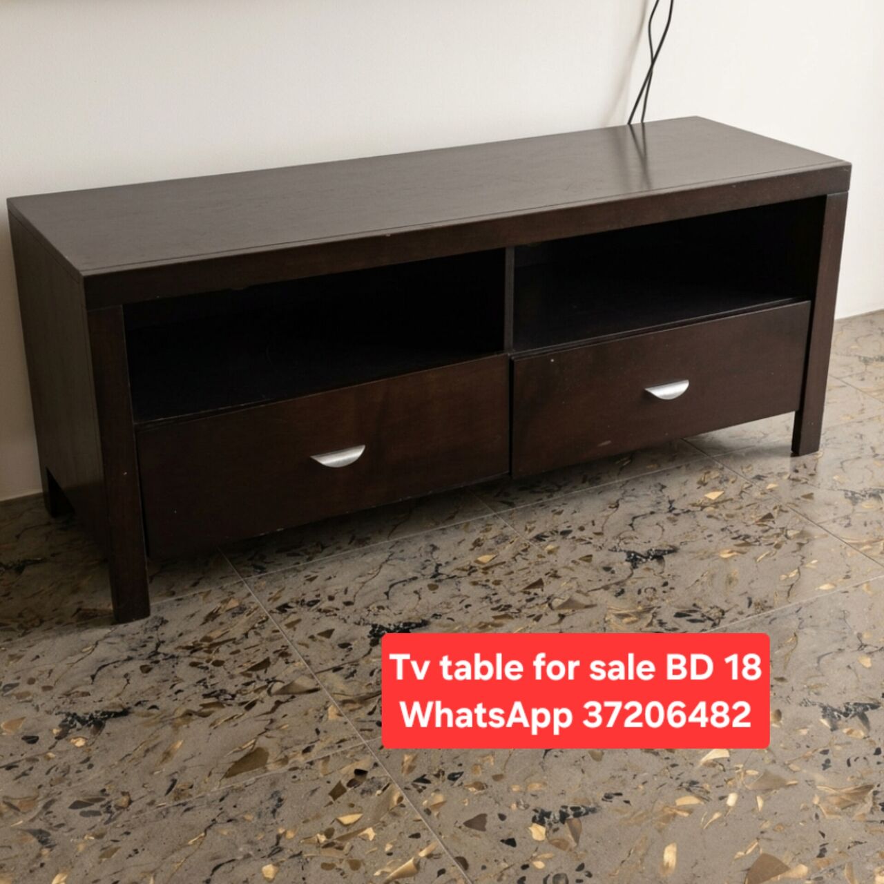 Manama, Furniture, BHD 18,  ✅️ Tv Table For Sale In Good Condition With Delivery