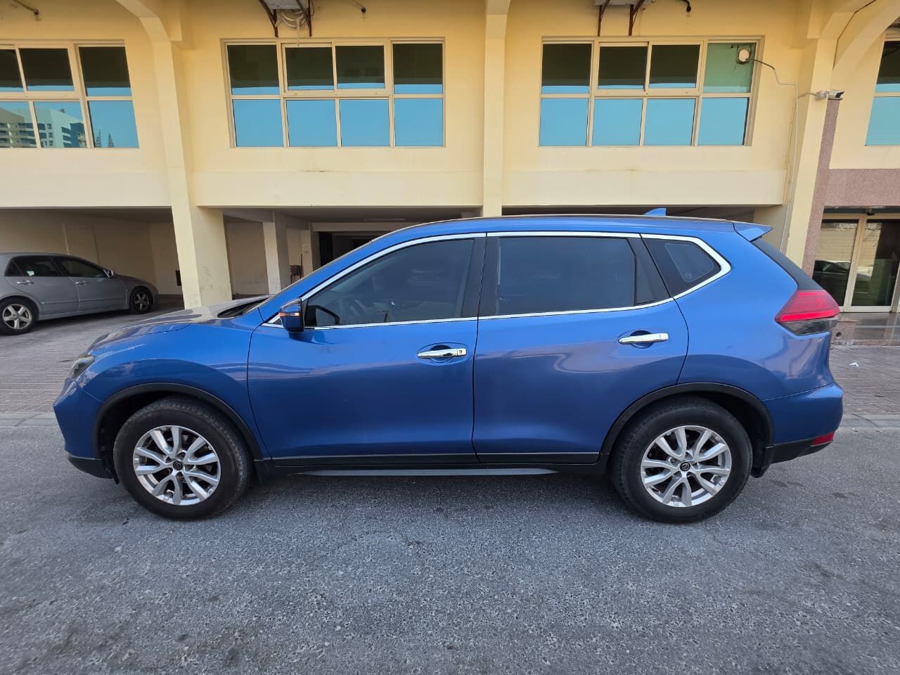 Hoora, Vehicles, Cars & Trucks , BHD 5600,  Nissan Xtrail,  2018,  Automatic,  64000 KM,   2.5L, , Excellent Condition, No Accident, Single Owner, 64K Kms