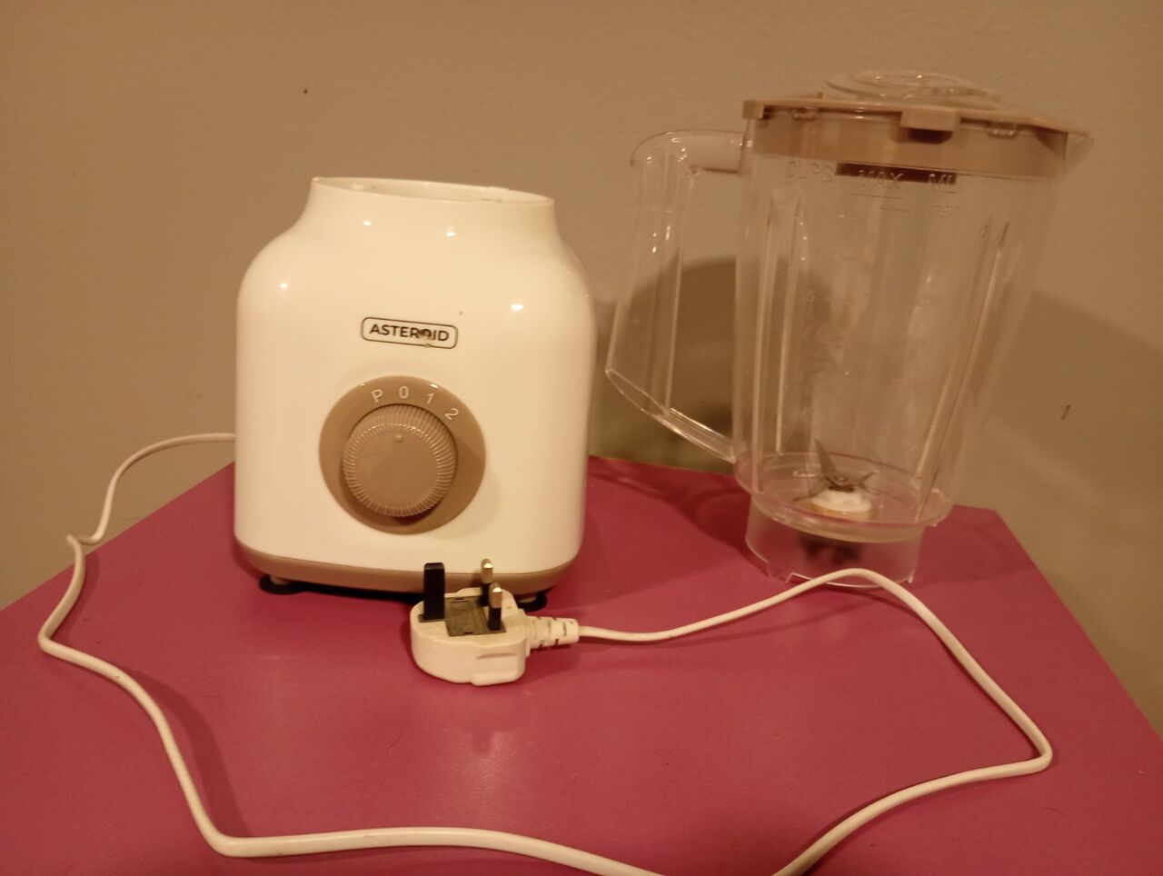 Madinat Al Ummal, Appliances, SAR 40,  Asteroid Blender - Almost New - 40 SAR