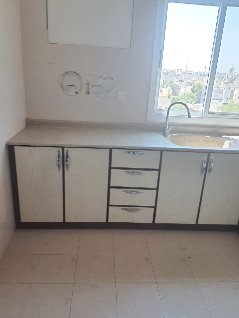 Sanabis, Apartments, Flats, Houses & Villas, BHD 250/year,  3 BR,  RENT SANABIS - NEAR DANA MALL