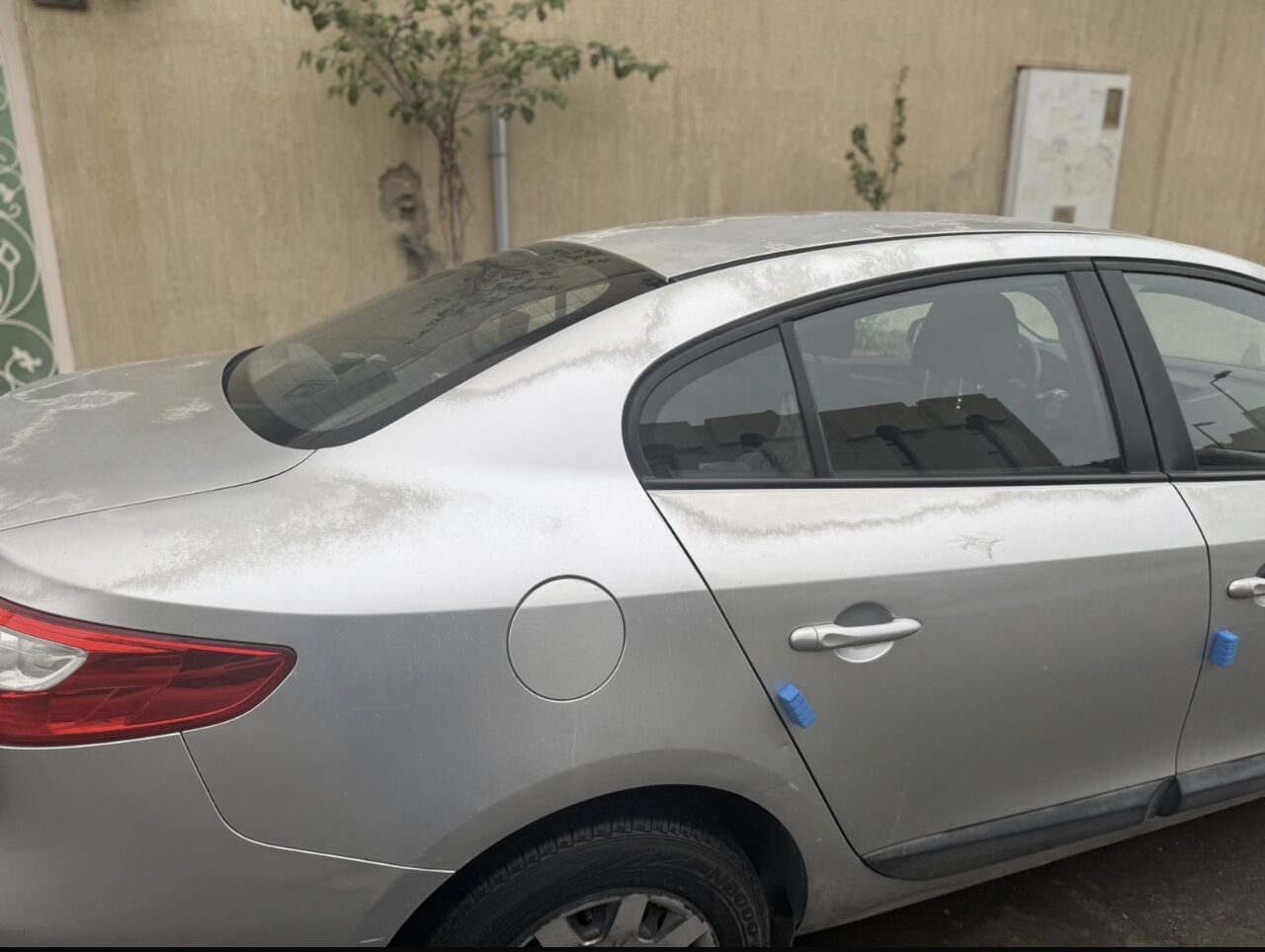 Riyadh, Vehicles, Cars & Trucks , SAR 10000,  Renault Fluence,  2014,  Automatic,  143000 KM,