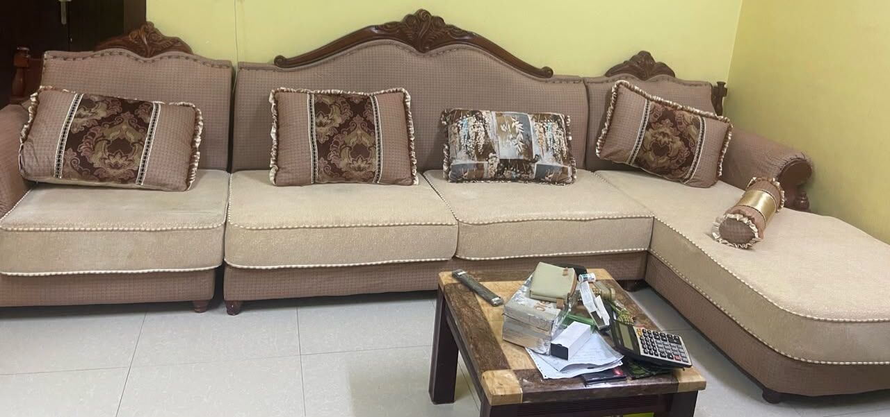 Riyadh, Furniture, SAR 1,  5-Person Sofa Set For Sale ( L Shape)