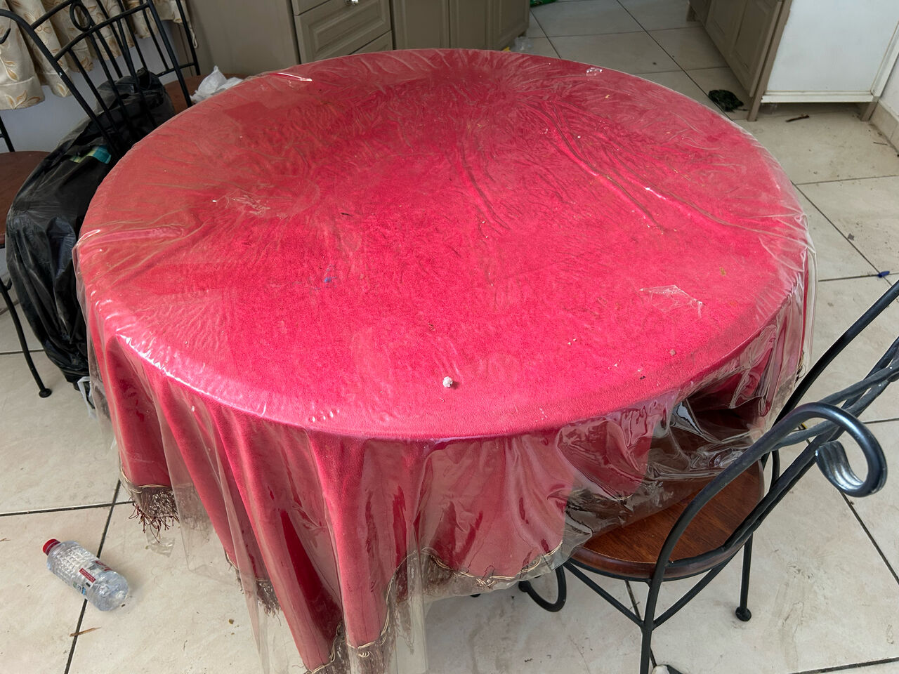 Riyadh, Furniture, SAR 300,  Garden Table(Dining Table) And Chair Set For Sale