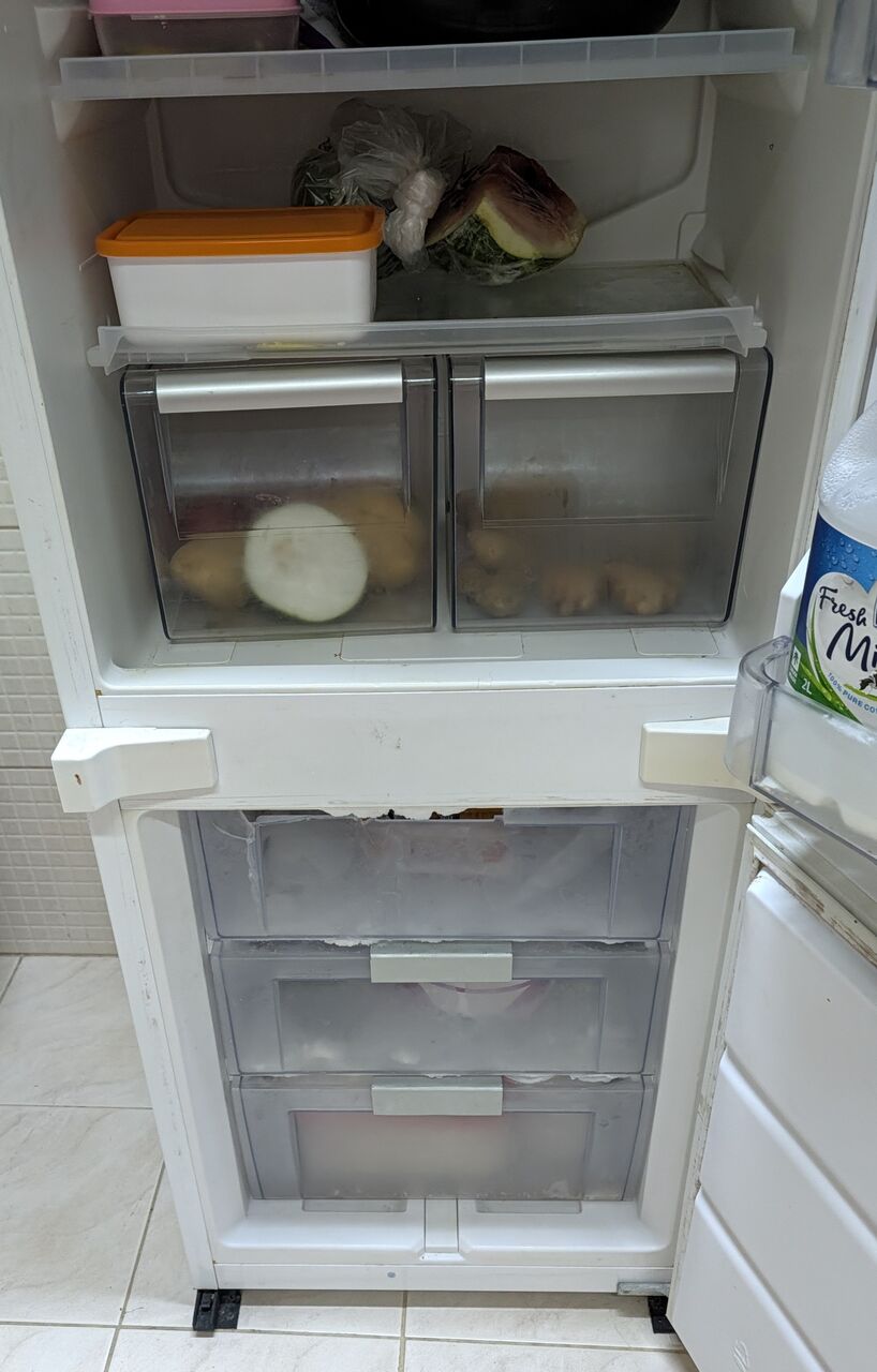 Mahooz, Appliances, BHD 40,  Refrigerator For Sale