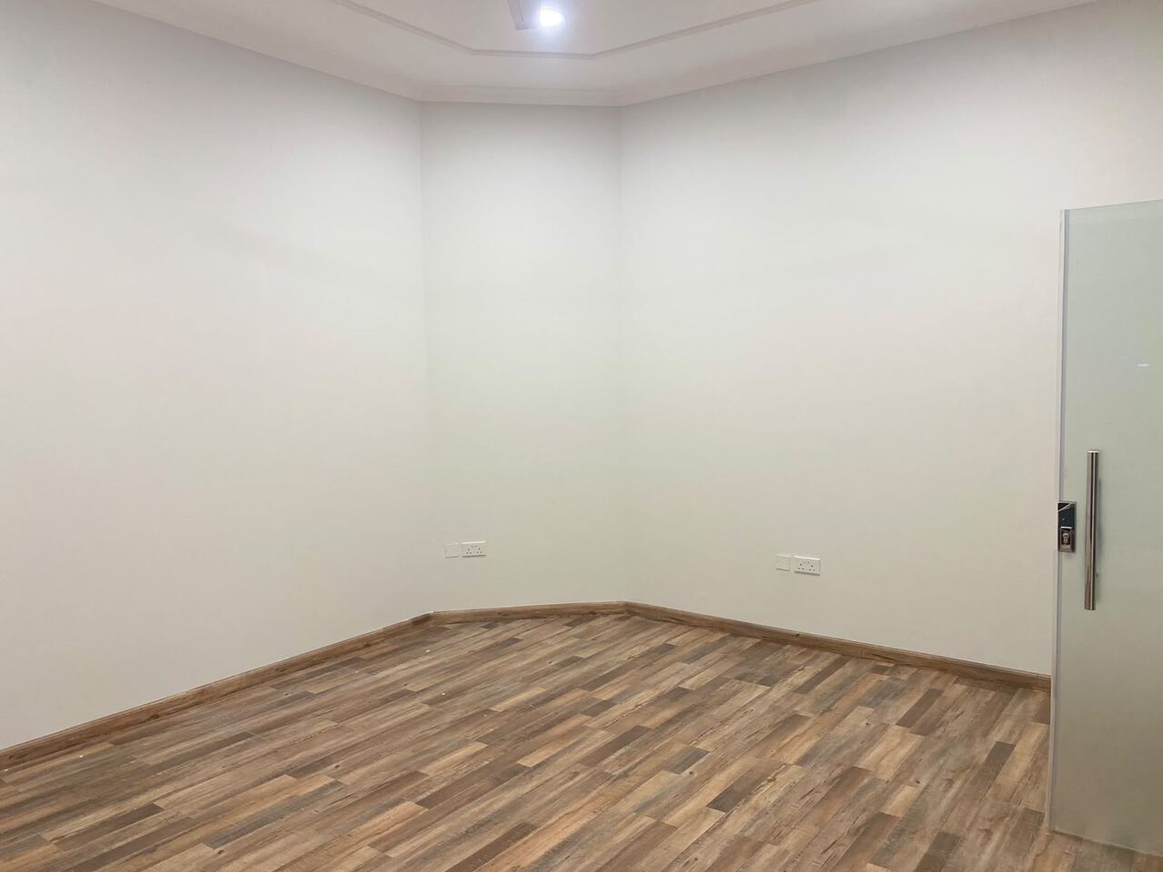 Manama, Apartments, Flats, Houses & Villas, BHD 200/month,  1 BR,  One Bedroom Flat For Rent With EWA|With Ac