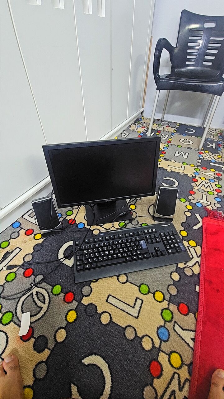 Riyadh, Computers, SAR 250,  Monitor Keyboard And Speaker Set