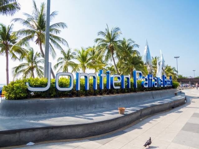 Bangkok, Buildings, THB 5500000,  FOR SALE &ndash; 8-ROOM GUESTHOUSE IN CENTRAL JOMTIEN