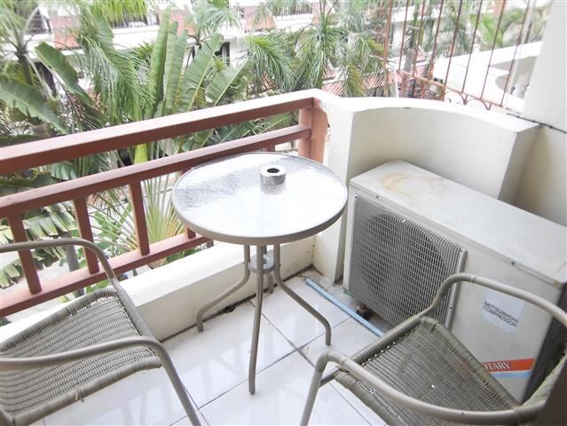 Bangkok, Buildings, THB 5500000,  FOR SALE &ndash; 8-ROOM GUESTHOUSE IN CENTRAL JOMTIEN