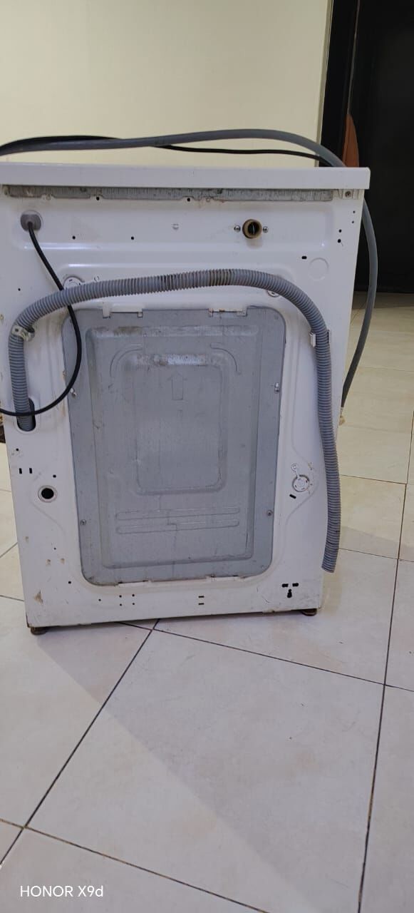 Riyadh, Household Items, SAR 350,  LG 7 KG Front Load Fully Automatic Washing Machine