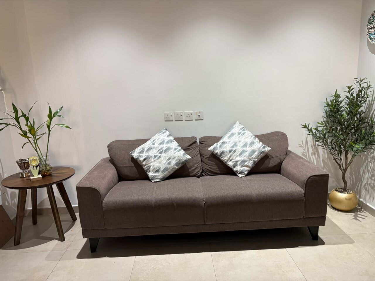 Dammam, Furniture, SAR 800,  3 Seater Sofa Set (Home Centre)