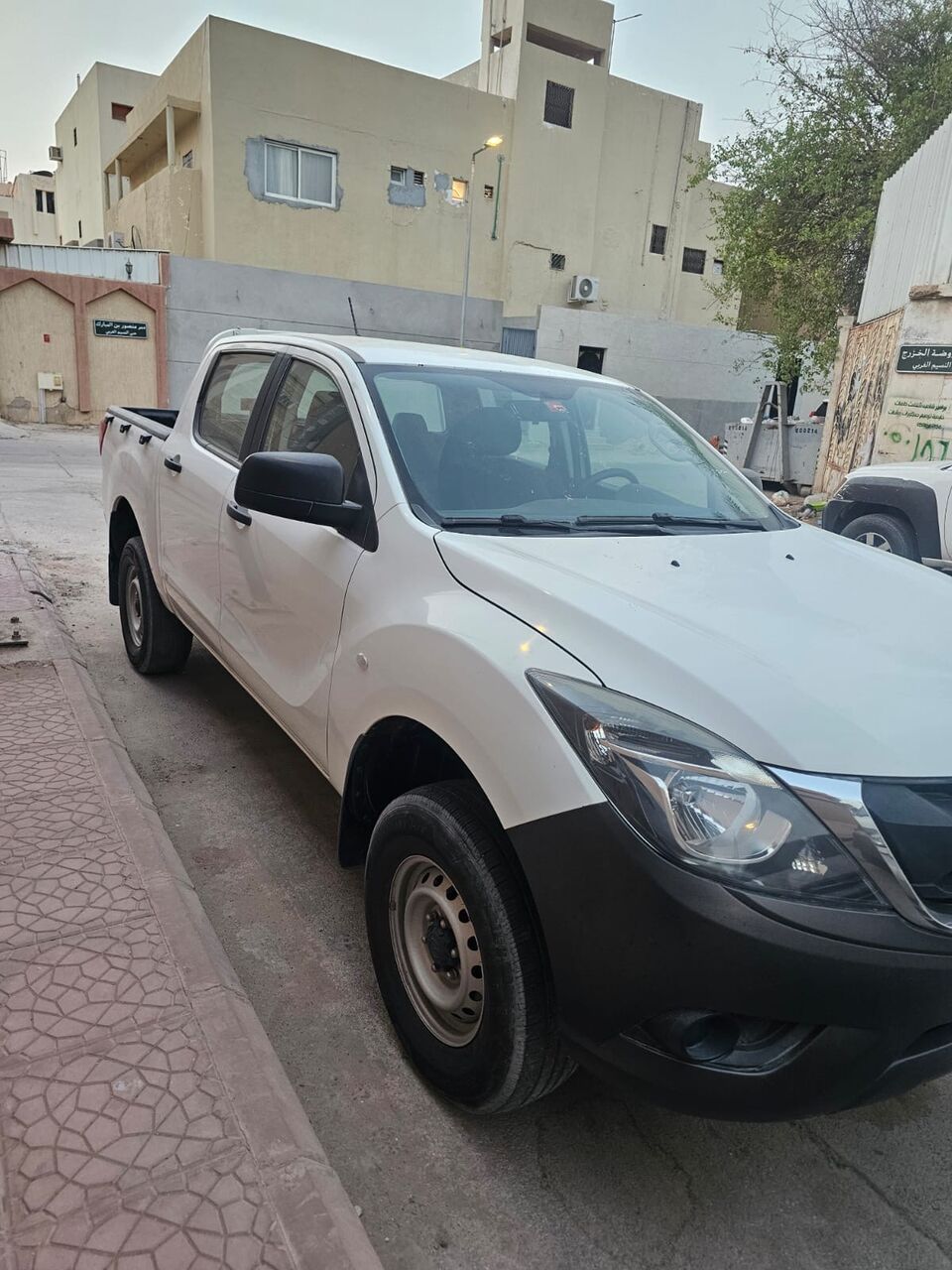 Riyadh, Vehicles, Cars & Trucks , SAR 48000,  Isuzu D-MAX,  2020,  Manual,  120000 KM,  Mazda BT-50