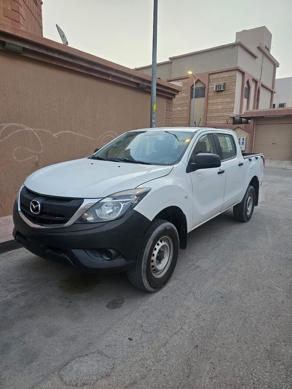 Riyadh, Vehicles, Cars & Trucks , SAR 48000,  Isuzu D-MAX,  2020,  Manual,  120000 KM,  Mazda BT-50