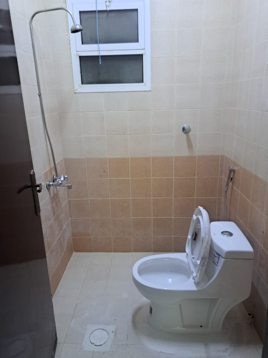 Riyadh, Rooms for Rent, SAR 1230/month,  Separate Room Available In Al-Yarmook