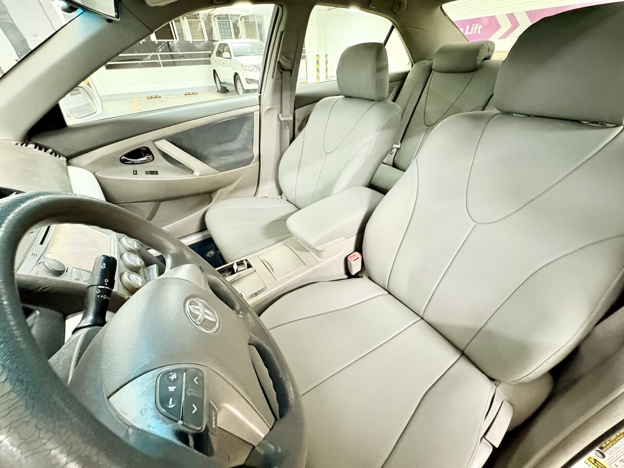 Manama, Vehicles, Cars & Trucks , BHD 1900,  Toyota Camry,  2010,  Automatic,  230000 KM,    Model